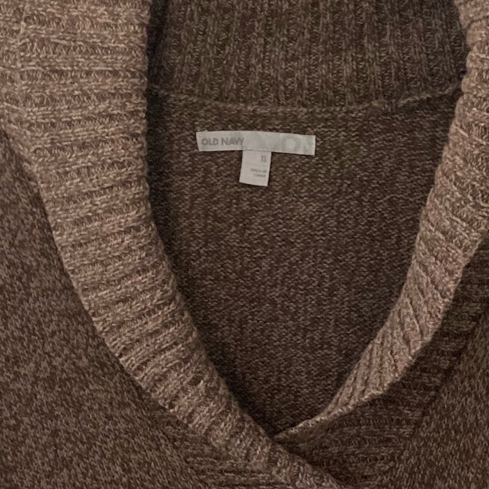 Brown sweater from old navy in size xl